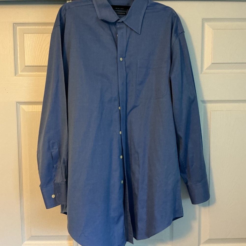 Nautica Men's Long-Sleeve Button-Down Shirt in Blue